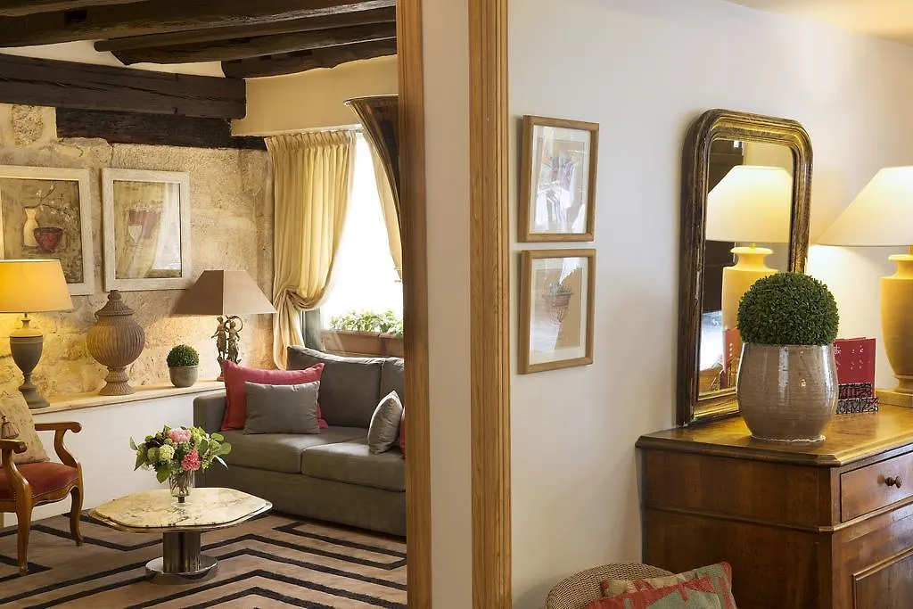 Du Cygne Hotel 2*
