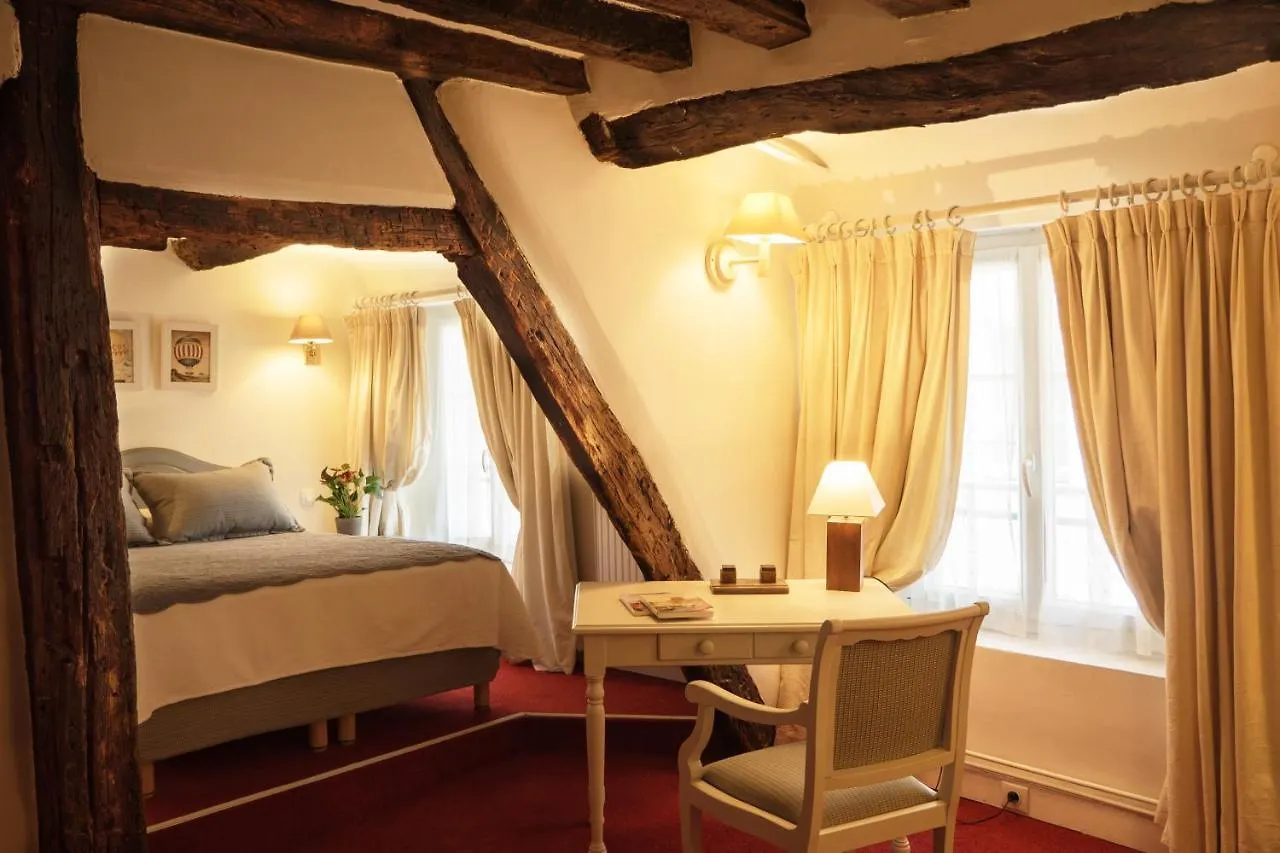 Hotel Du Cygne 2*