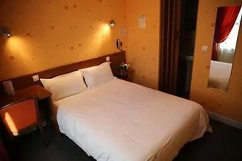 Otel Du Cygne 2*